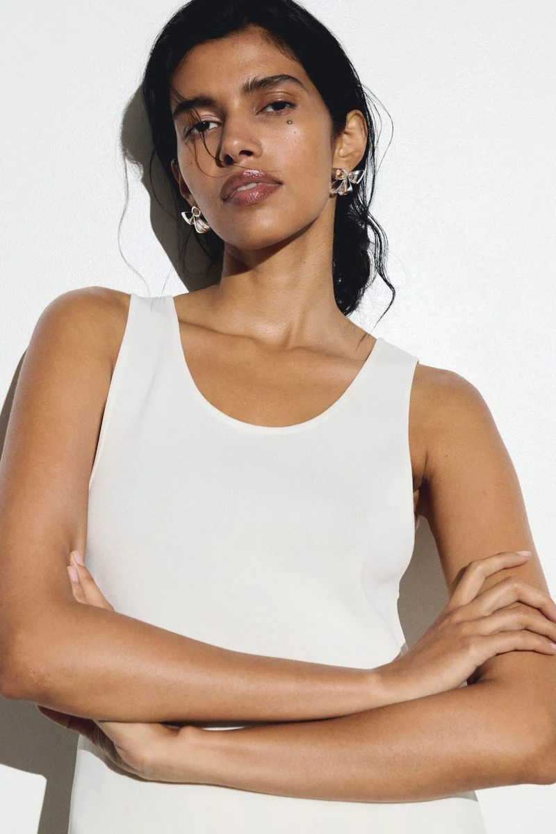 اتش اند ام حلقان بشكل فيونكة